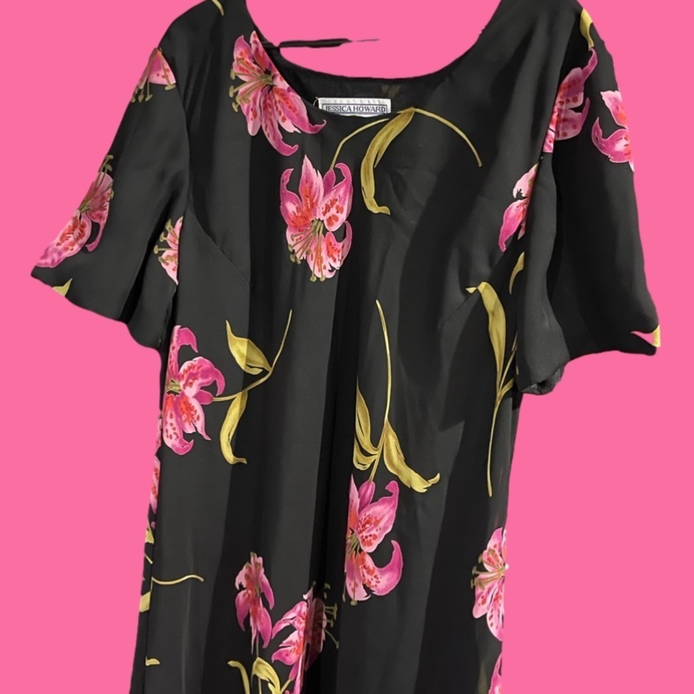 Jessica Howard woman dress